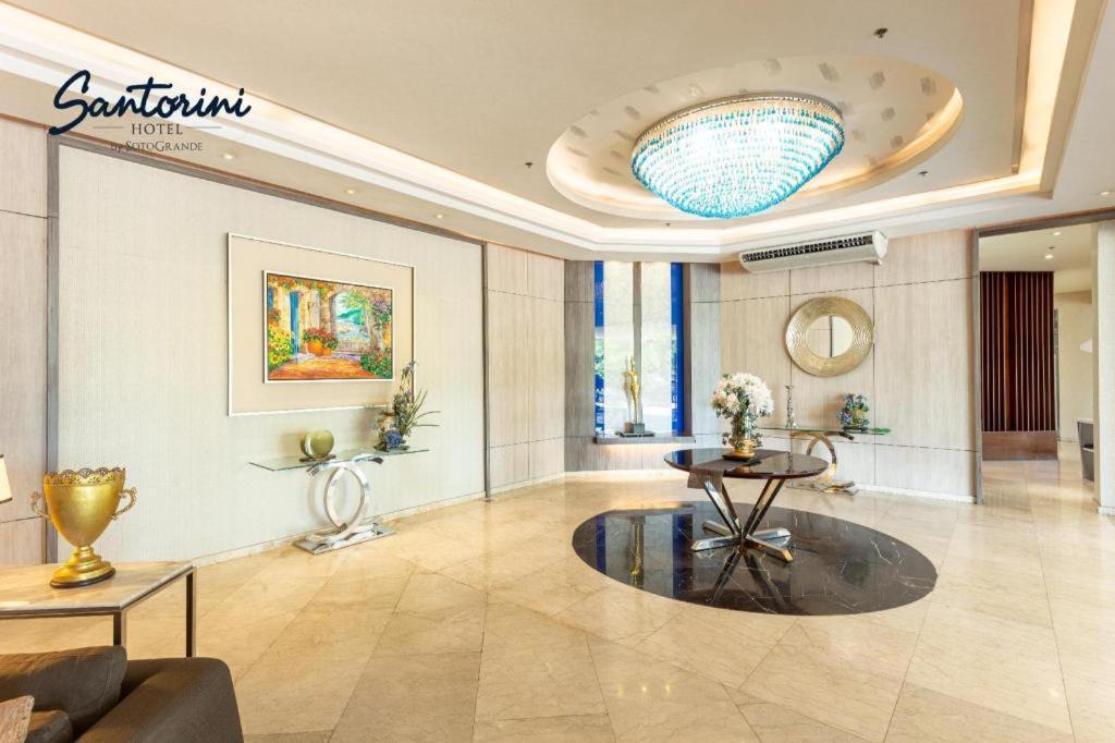 Santorini Hotel Marikina Eksteriør billede
